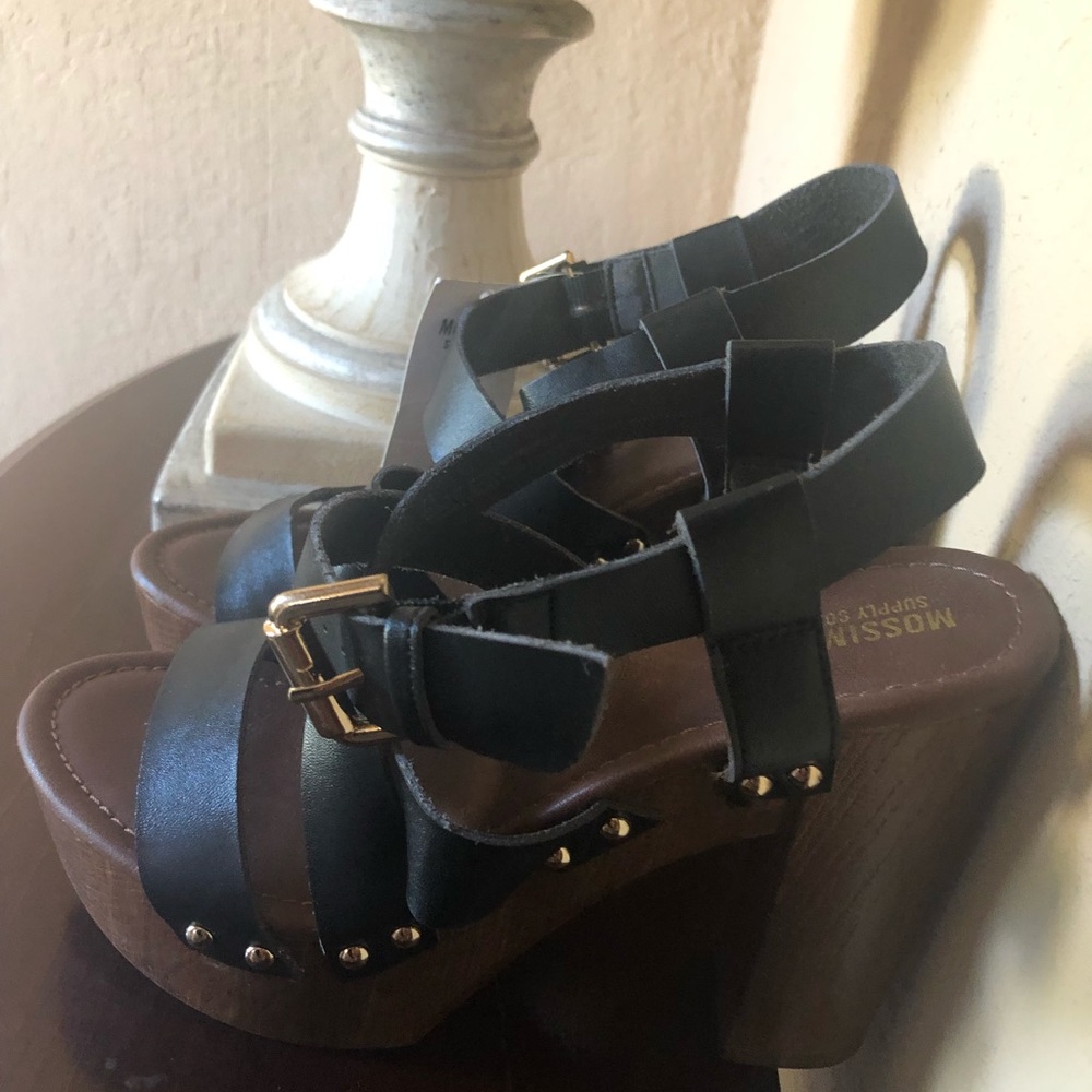 MOSSIMO BLACK WEDGES LAST ONE ☝️ - Picture 8 of 8